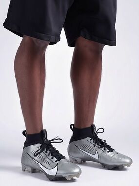 Nike Vapor Edge Pro 360 2 Men 10.5 Silver Football Cleats Lace Up Black Details
